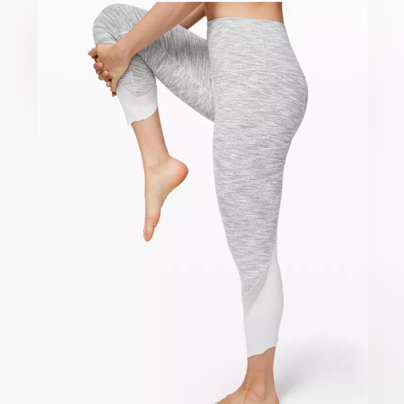 NWT Wunder Under HR Crop 23" *Sclp - Picture 3 of 4